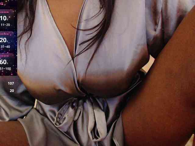 ebony-susy webcam