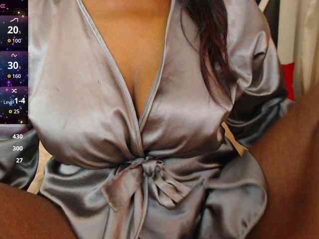 ebony-susy webcam