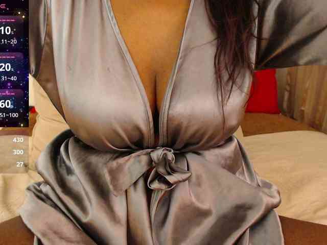 ebony-susy webcam