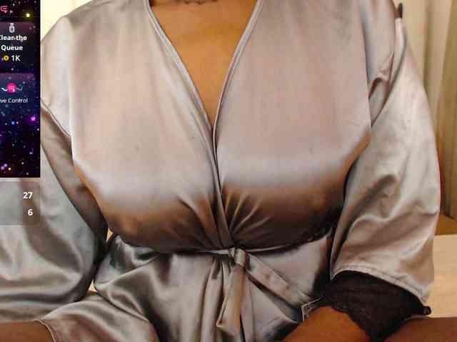 ebony-susy webcam