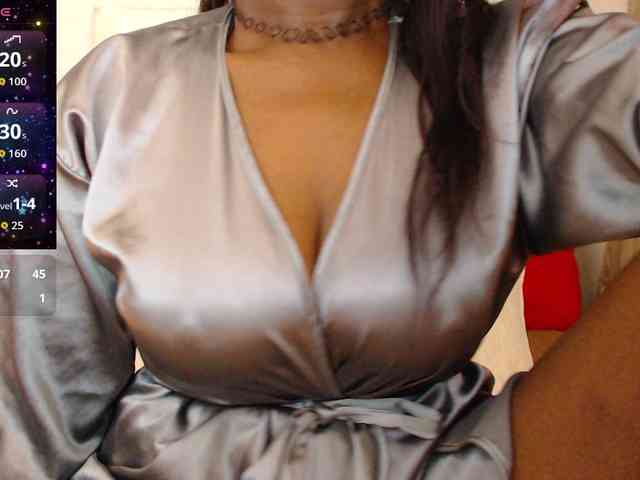 ebony-susy webcam