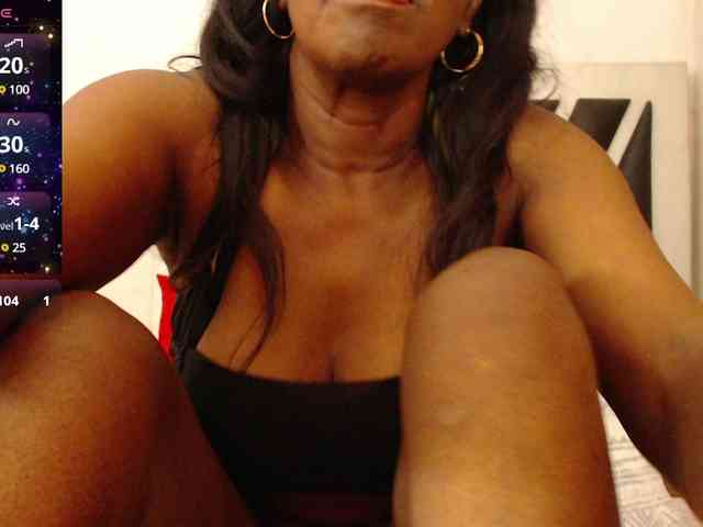 ebony-susy webcam