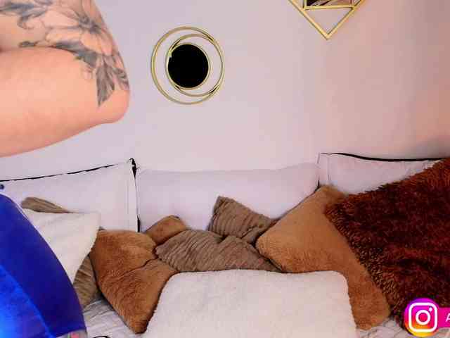 sex chat webcam Aliceowenn