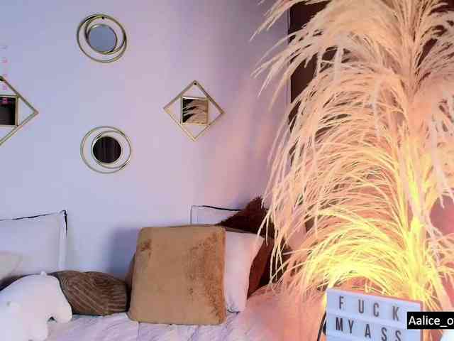Aliceowenn webcam