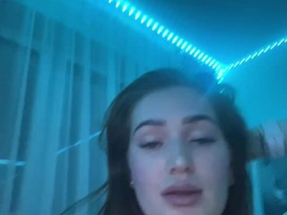 KARAMELKA25 Porn Show