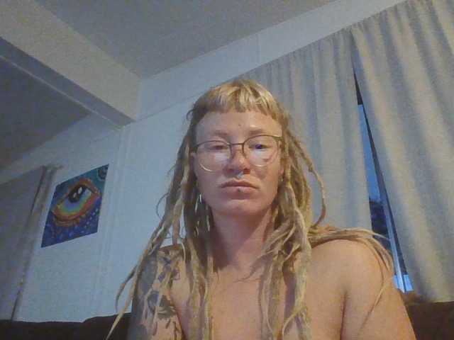 parejooon from BongaCams