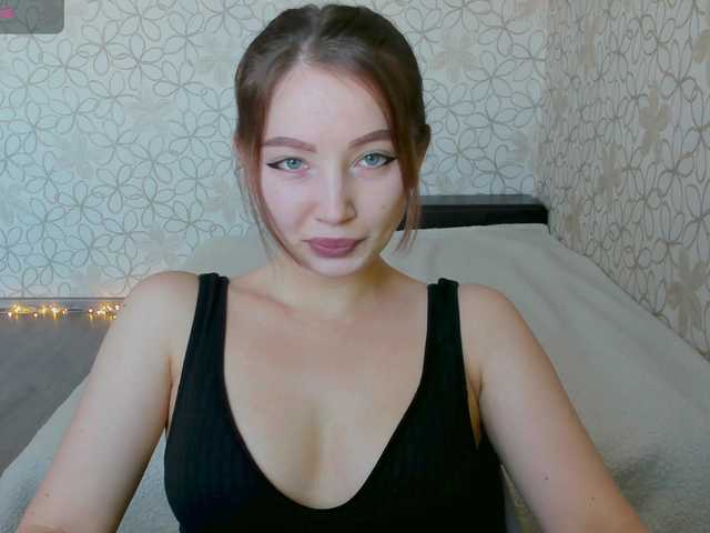 LissaCristal's BongaCams show and profile
