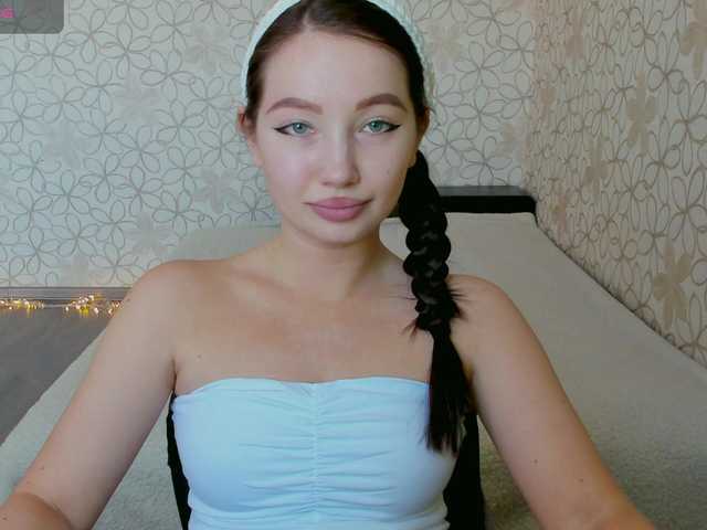 LissaCristal's BongaCams show and profile