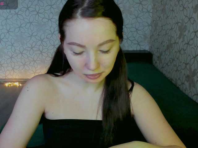 LissaCristal's BongaCams show and profile