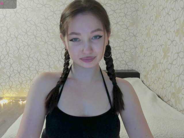 LissaCristal's BongaCams show and profile