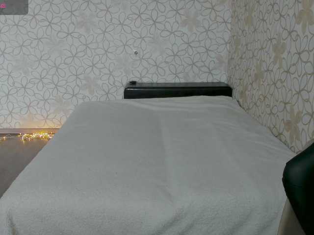 LissaCristal's BongaCams show and profile