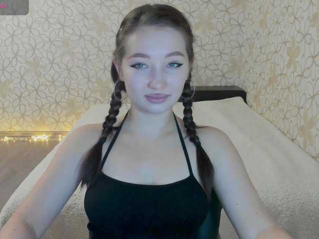LissaCristal's BongaCams show and profile