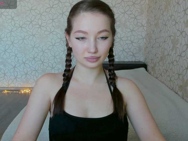 LissaCristal's BongaCams show and profile