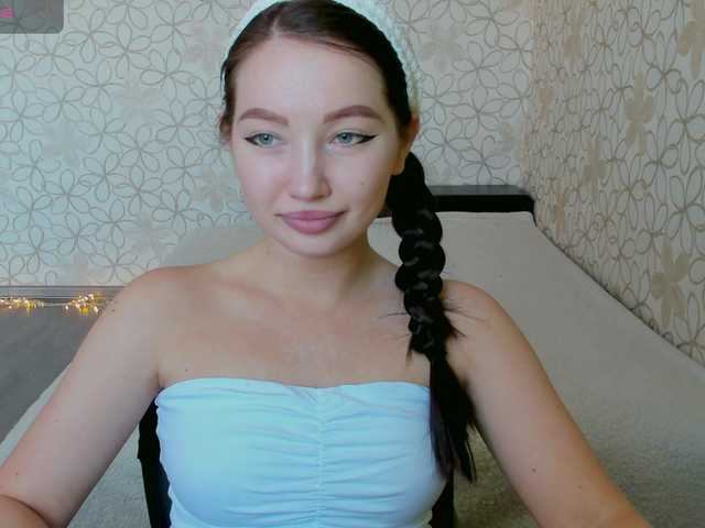 LissaCristal's BongaCams show and profile