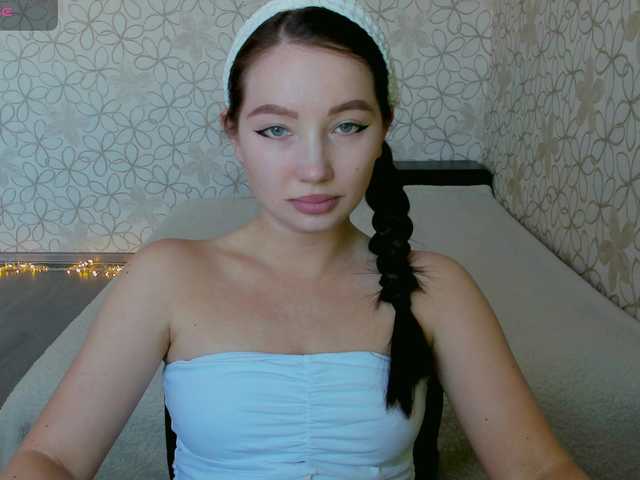 LissaCristal's BongaCams show and profile