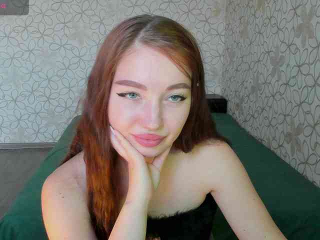 LissaCristal webcam