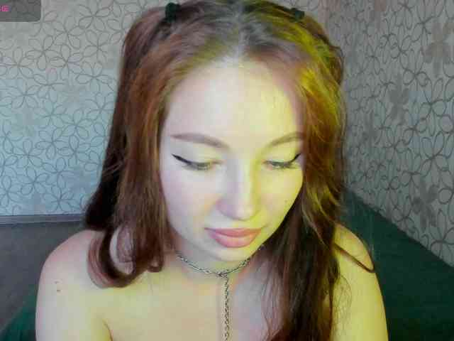 LissaCristal webcam