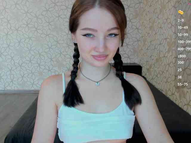 LissaCristal webcam