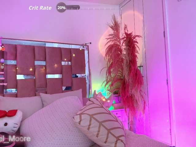 ArielMoore's BongaCams show and profile