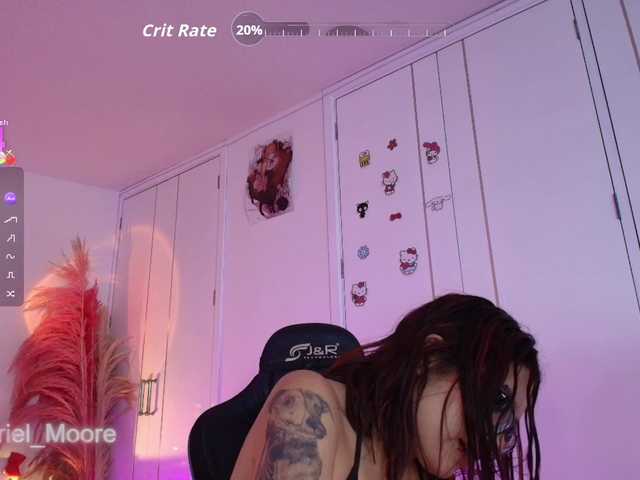 ArielMoore's BongaCams show and profile