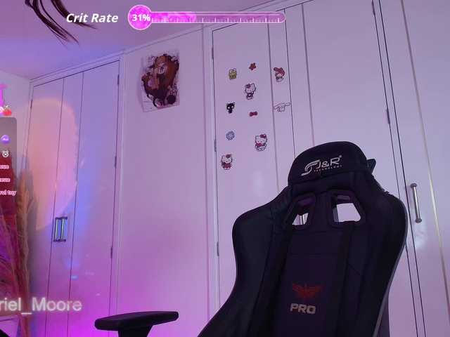 ArielMoore's BongaCams show and profile