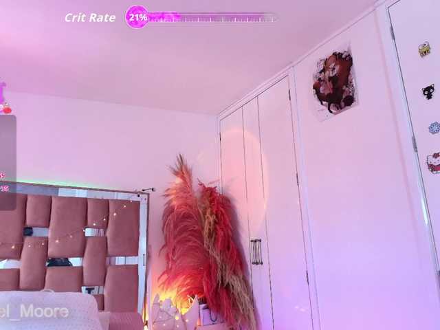 ArielMoore's BongaCams show and profile