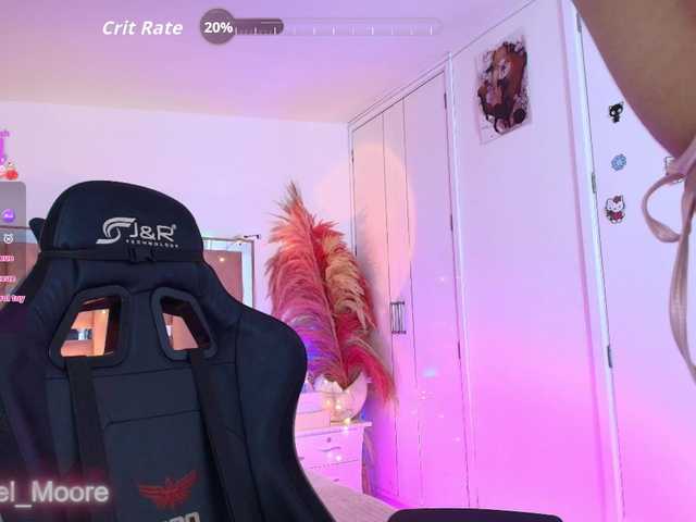 ArielMoore's BongaCams show and profile