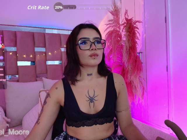 ArielMoore's BongaCams show and profile