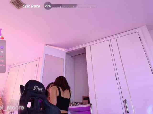 ArielMoore Live Webcam on BongaCams