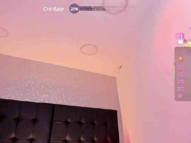 ArielMoore webcam