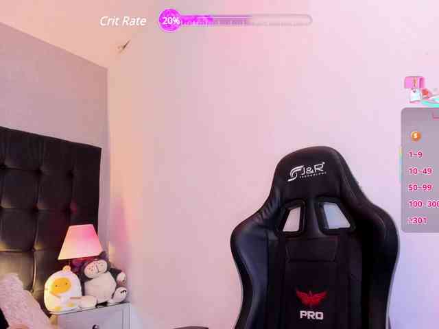 ArielMoore webcam