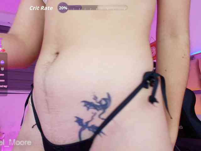 ArielMoore webcam