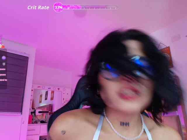 ArielMoore webcam