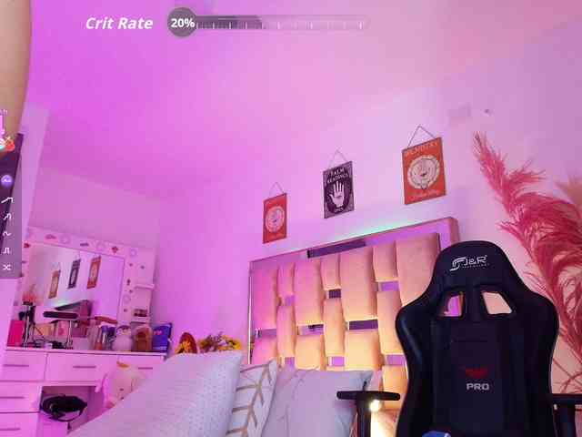 ArielMoore webcam