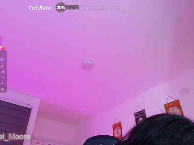 ArielMoore webcam