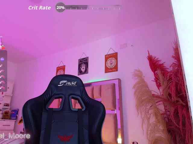 ArielMoore webcam