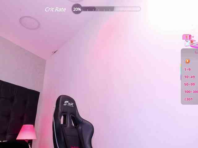 ArielMoore webcam