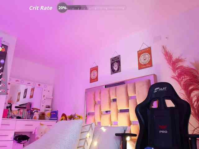 ArielMoore webcam
