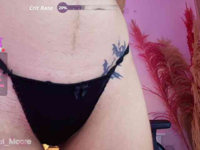 ArielMoore webcam