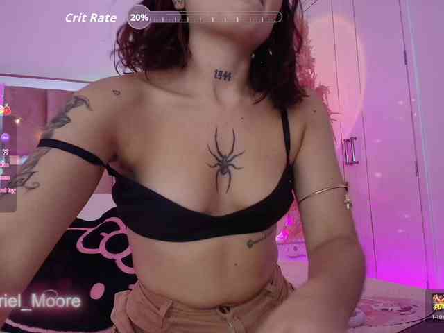ArielMoore webcam