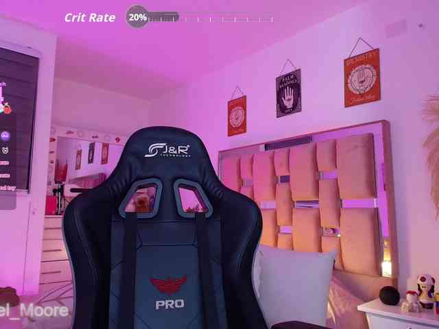ArielMoore webcam