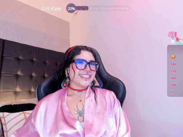 ArielMoore webcam