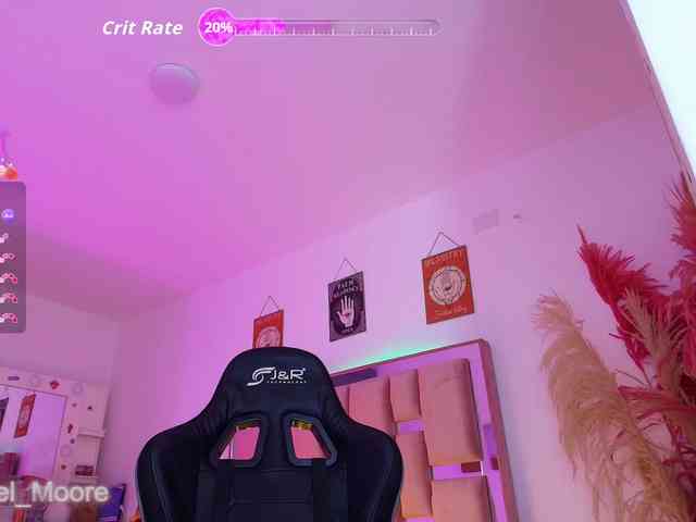ArielMoore webcam