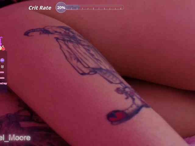 ArielMoore webcam