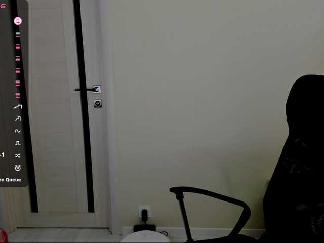 Kimmber's BongaCams show and profile