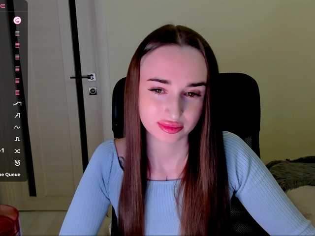 Kimmber's BongaCams show and profile