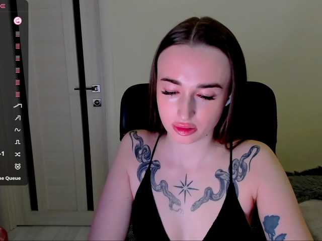 Kimmber's BongaCams show and profile