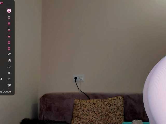 Kimmber's BongaCams show and profile