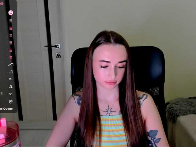 Kimmber's BongaCams show and profile