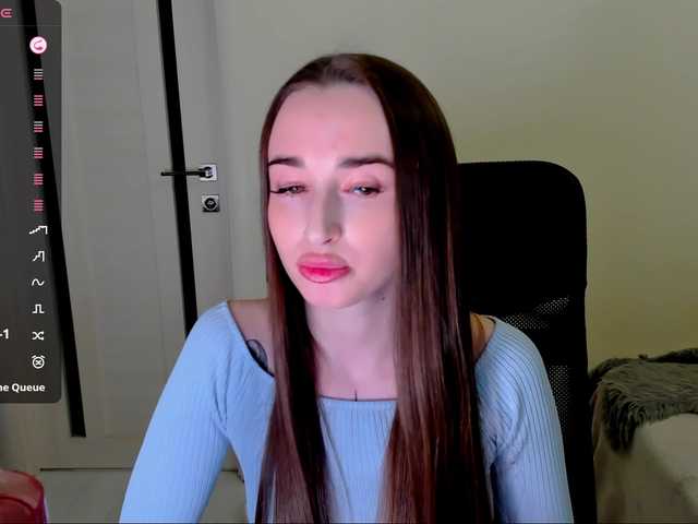 Kimmber's BongaCams show and profile